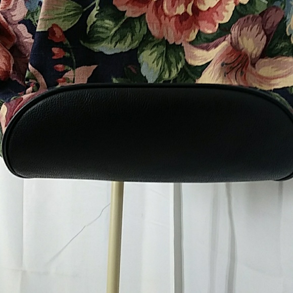 Floral Linen Fabric Tote - Picture 2 of 5